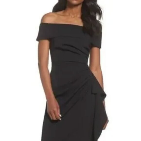 Vince Camuto Off-The-Shoulder Gown - Picture 1 of 2